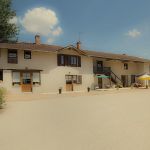 Cette ancienne ferme familiale abrite un g&icirc;te et des chambres d'h&ocirc;tes.