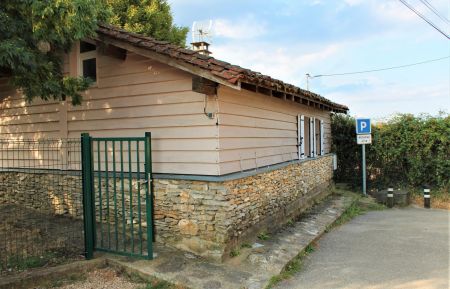 G&icirc;te n&deg;G374433 Saint-Martin-du-Mont - Ain - VUE EXTERIEURE DU GITE 