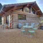 Ce chalet ind&eacute;pendant, est &agrave; con&ccedil;u pour 4 personnes. 