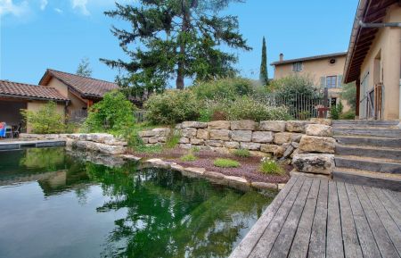 G&icirc;te n&deg;G427021 Tr&eacute;voux - Ain - photo