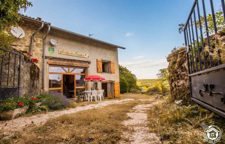 G&icirc;te n&deg;G277001 Nivollet-Montgriffon - Ain - photo
