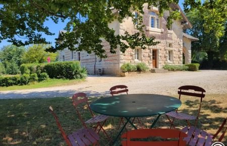 G&icirc;te n&deg;G198004 Joyeux - Ain - photo