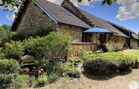 G&icirc;te n&deg;G9010 Andert-et-Condon - Ain - photo