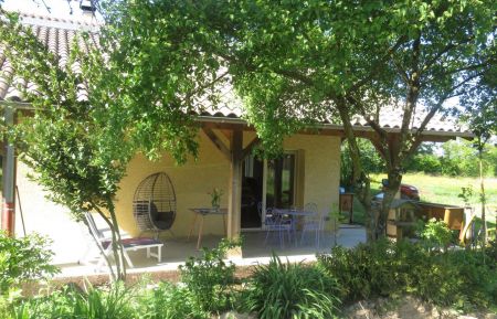 G&icirc;te n&deg;G25060 B&acirc;g&eacute;-Dommartin - Ain - photo
