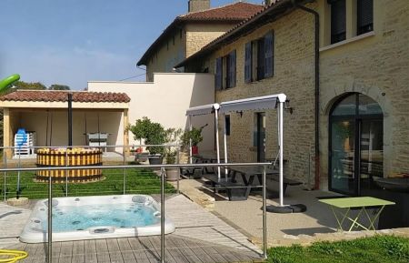 G&icirc;te n&deg;G432001 Verjon - Ain - photo