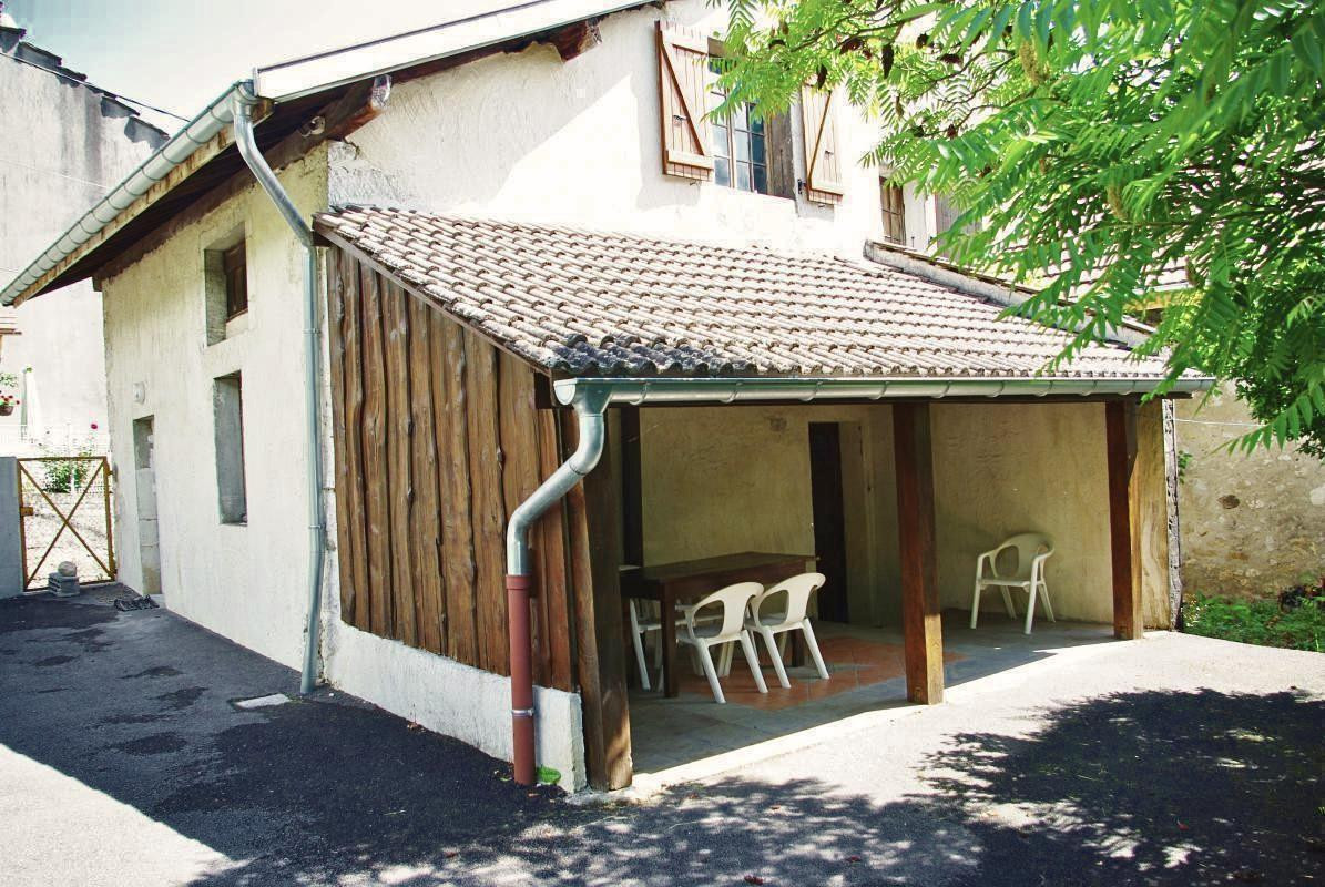 photo 0